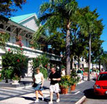 Shopping in Naples